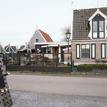 Hotel Vakantieverblijf Aan De Dijk à Hippolytushoef Extérieur photo