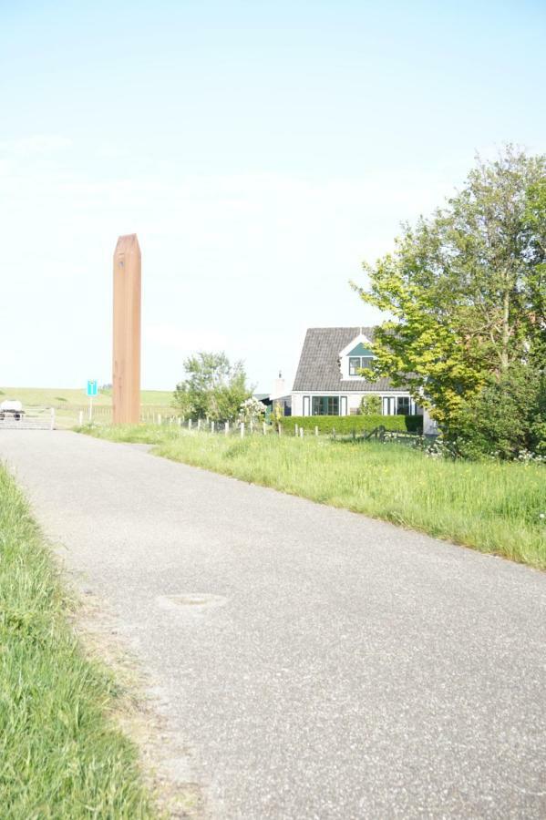 Hotel Vakantieverblijf Aan De Dijk à Hippolytushoef Extérieur photo